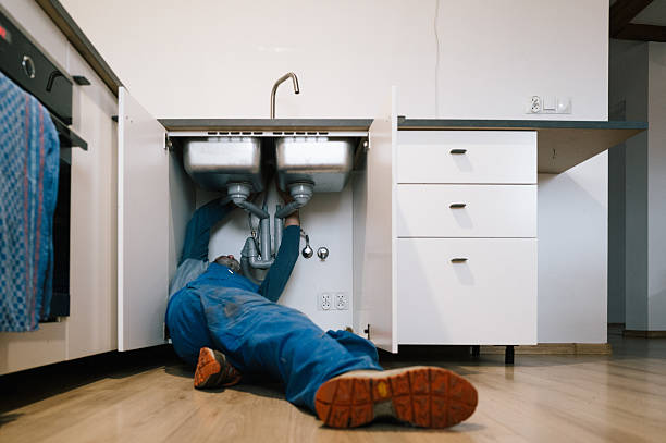 Professional Leak Detection technician working in Cerulean, KY